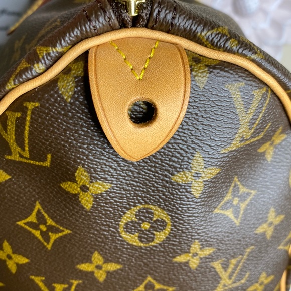 Louis Vuitton Monogram Speedy 40 - Picture 9 of 15